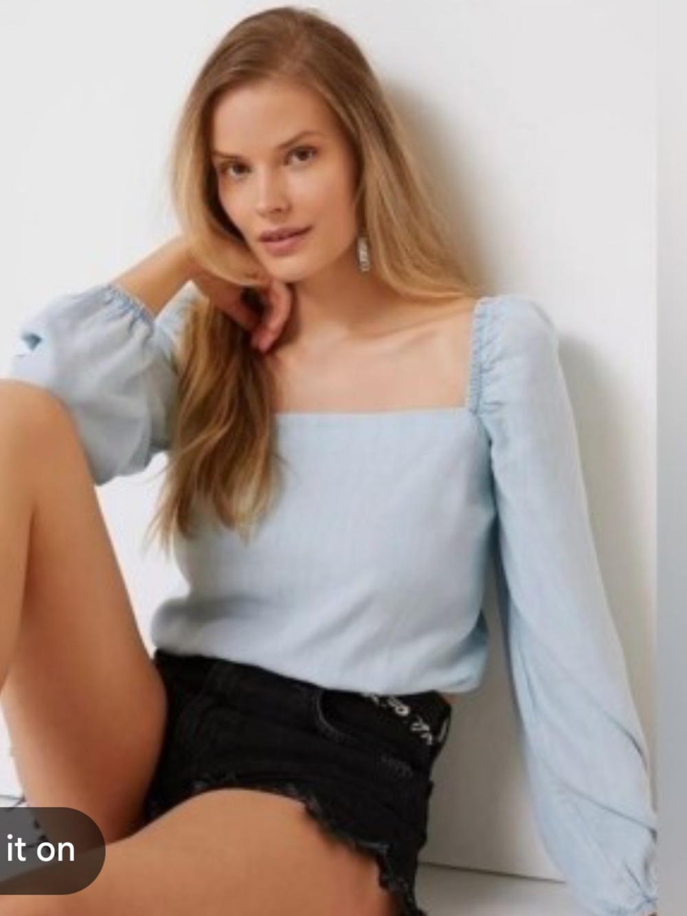 Cloth & Stone Anthropologie Smocked Chambray Crop Top Blue XXS